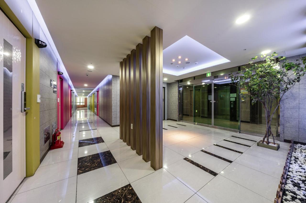 Golden Business Hotel Seosan Экстерьер фото